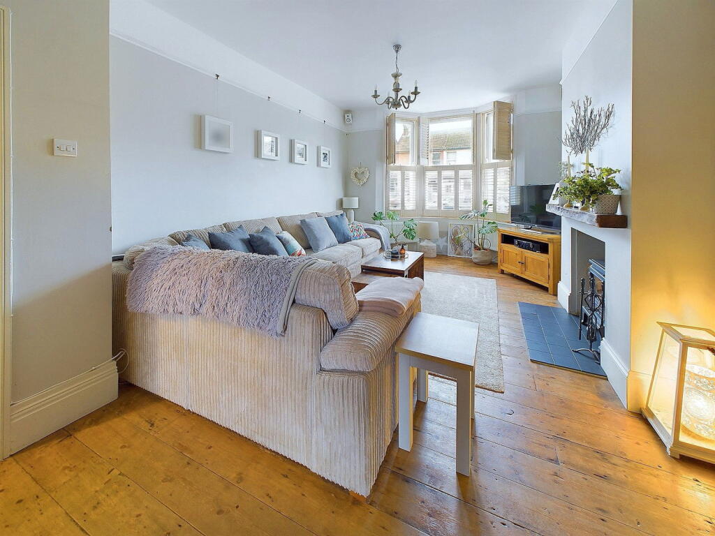 Additional image 4 of Gordon Road, Shoreham by Sea