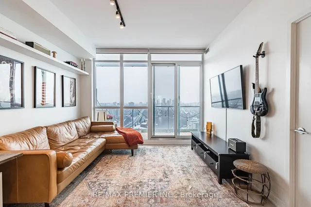 Additional image 17 of 33 Singer Crt Unit 3101