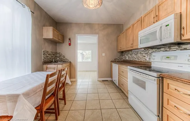 Additional image 14 of 67 Wellington St