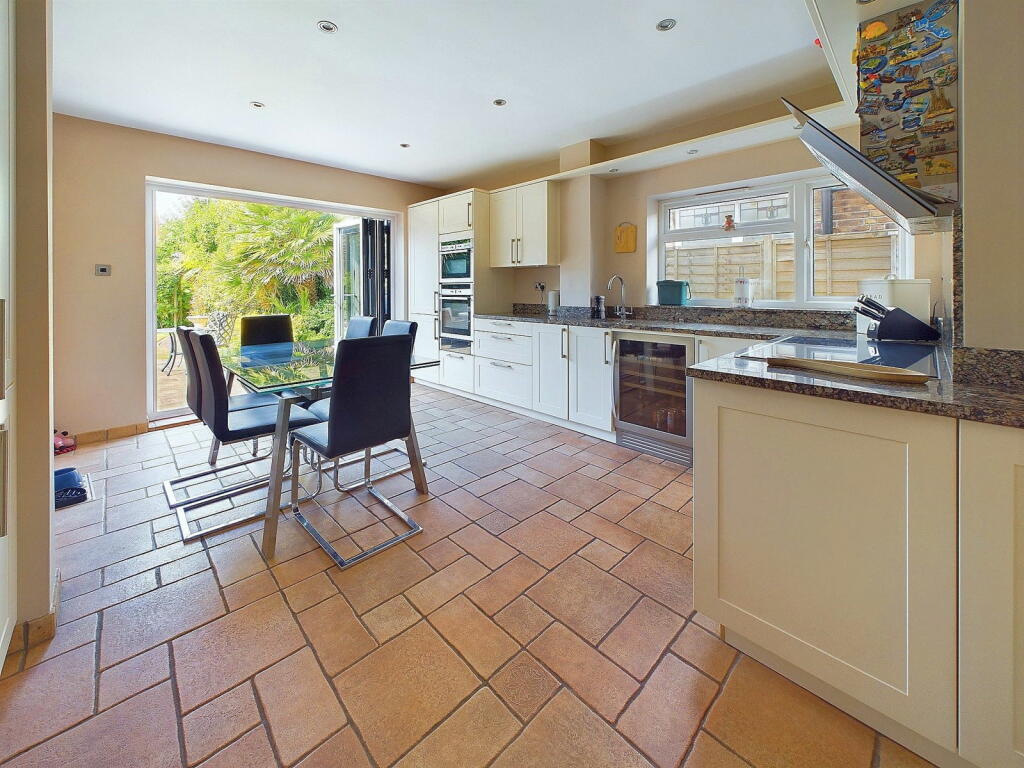 Additional image 28 of Windlesham Gardens, Shoreham-by-sea, West Sussex, BN43 5AD