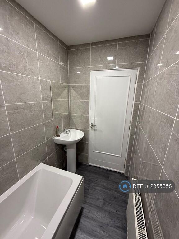 Additional image 17 of Springmill Street, Bradford, BD5