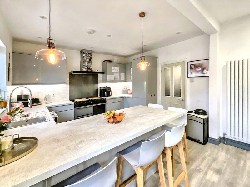 Additional image 4 of CHRISTCHURCH