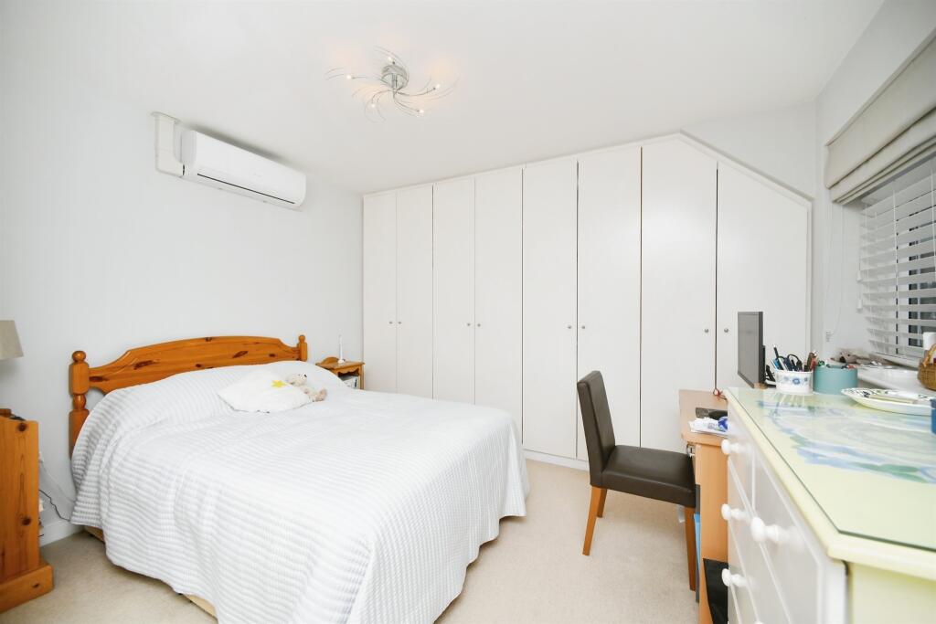 Additional image 5 of Downsway, Southwick, Brighton