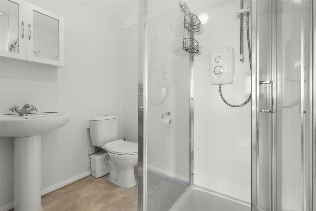 Additional image 24 of Coast Road, Pevensey Bay, Pevensey