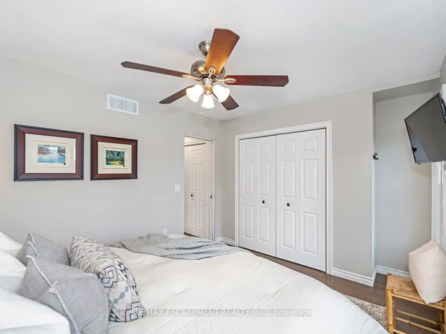 Additional image 23 of 218 Cumberland Ave