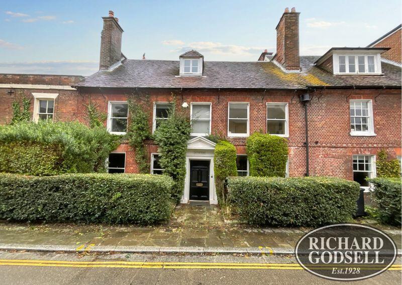 CHRISTCHURCH TOWN CENTRE