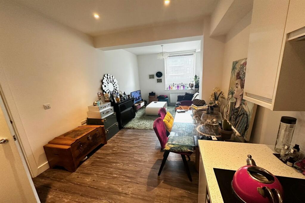 Additional image 12 of The Causeway, Goring-By-Sea, Worthing, BN12