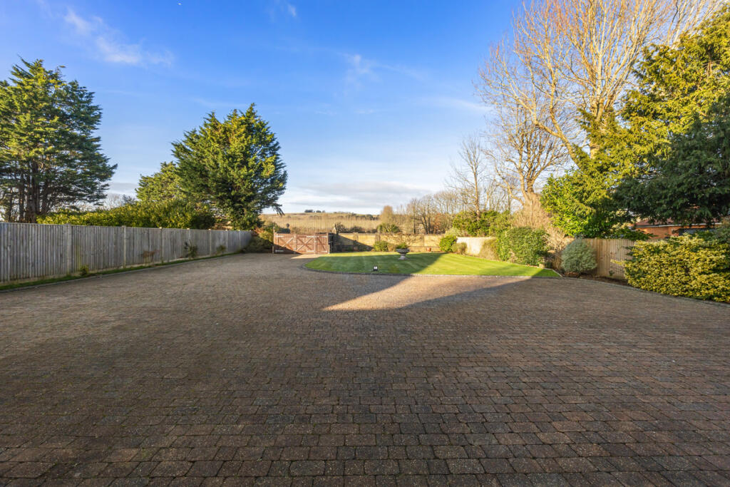 Additional image 9 of Littlehampton Road, Ferring, BN12