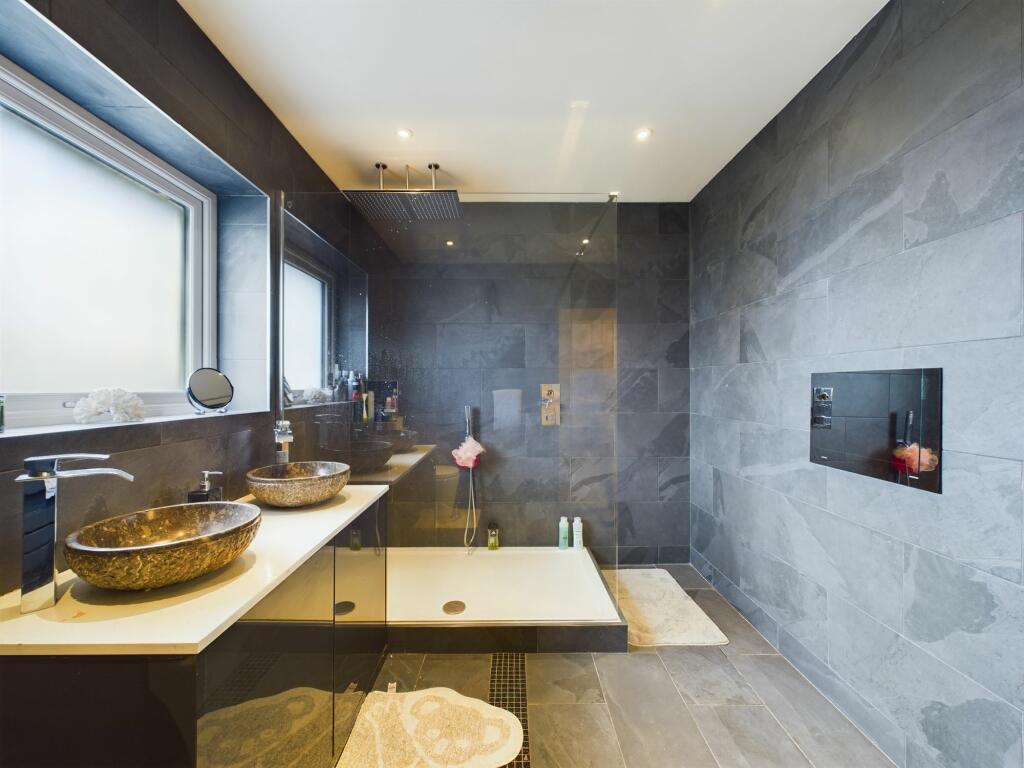 Additional image 40 of The Highgrove, Heaton, Bolton, BL1