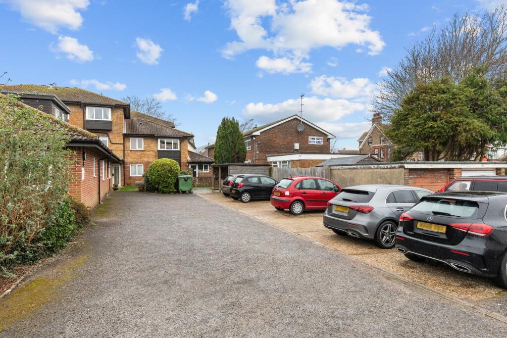 Additional image 8 of Oakland Court, Buckingham Road, Shoreham-By-Sea, West Sussex, BN43 5TZ