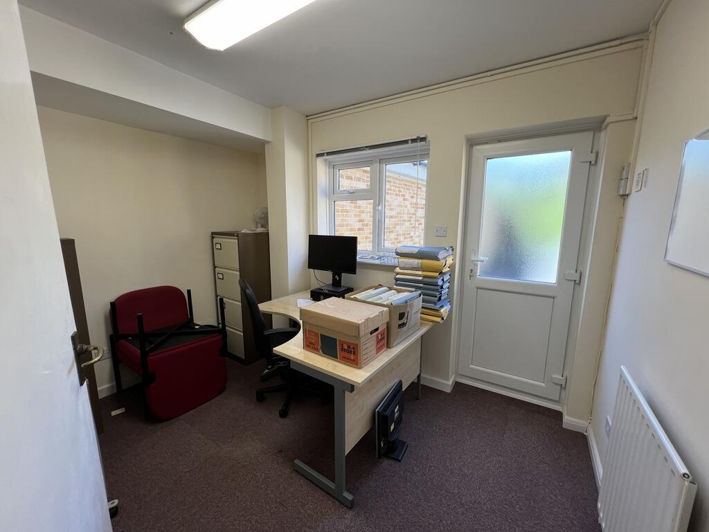 Additional image 9 of 25-26 East Street, Wimborne, Dorset, BH21 1DU