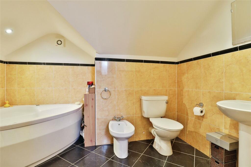 Additional image 10 of Dragoon Way, CHRISTCHURCH, Dorset, BH23