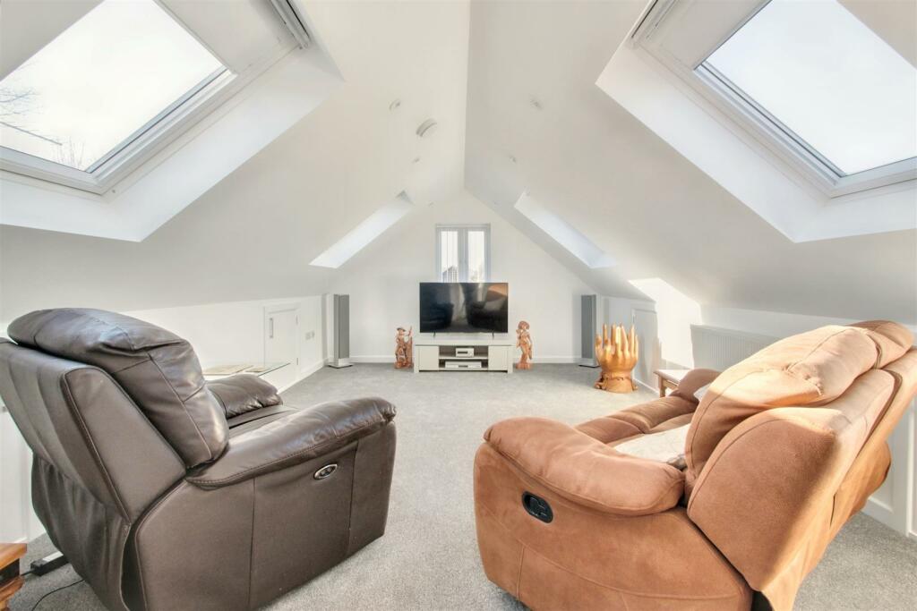 Additional image 8 of Glynde Avenue, Goring-By-Sea, Worthing