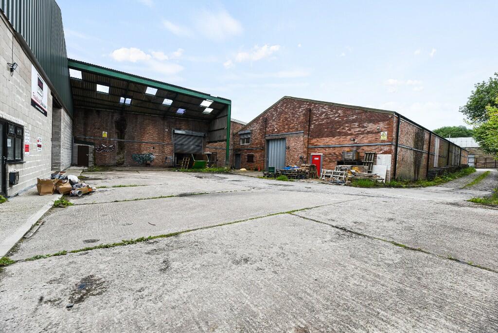 Additional image 10 of TO LET - Newly Refurbished 20ft Storage Shipping Container, Lowercroft Business Park, Bury, BL8
