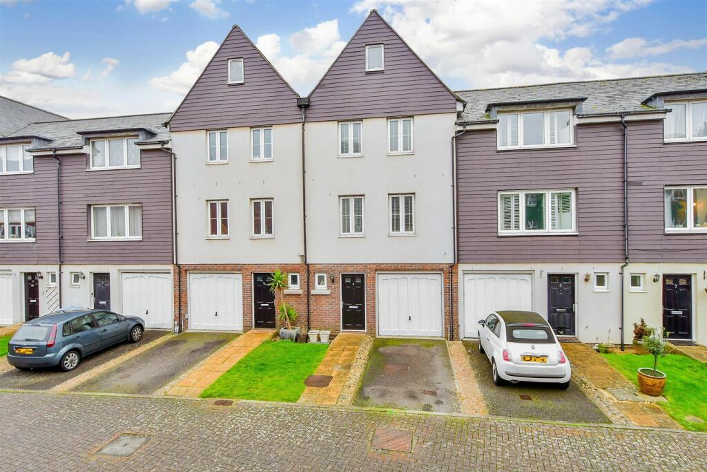 Additional image 4 of Pier Road, Littlehampton, West Sussex