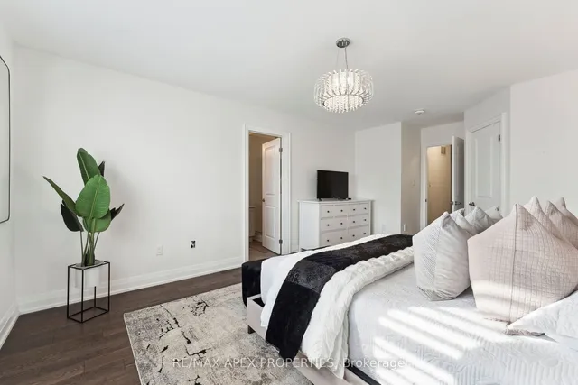 Additional image 19 of 4 Lollard Way