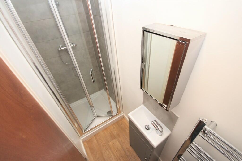 Additional image 5 of Holdenhurst Road, Bournemouth