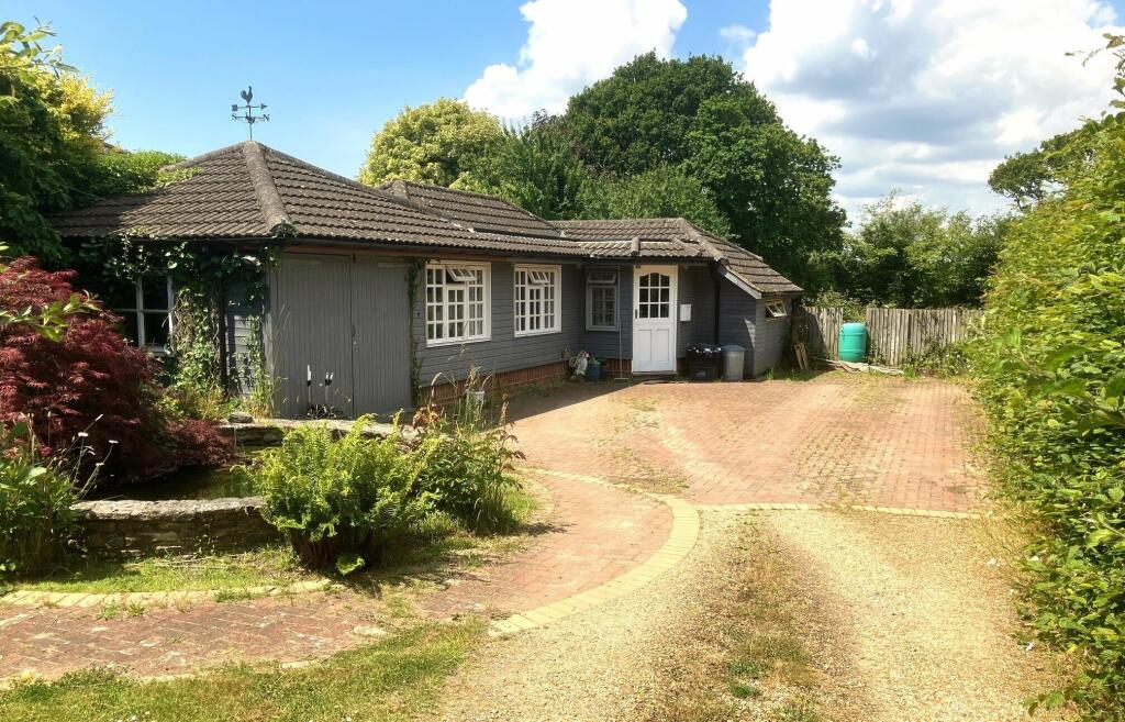 Additional image 18 of Derritt Lane