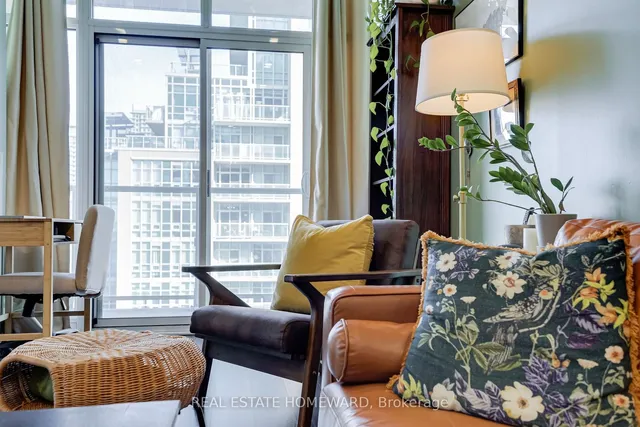 Additional image 11 of 85 East Liberty St Unit 1613