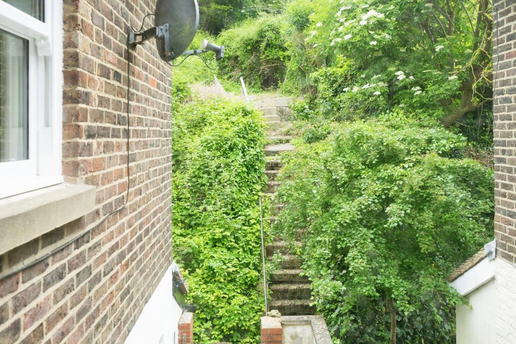 Additional image 12 of Dacre Gardens, Upper Beeding, Steyning, West Sussex, BN44