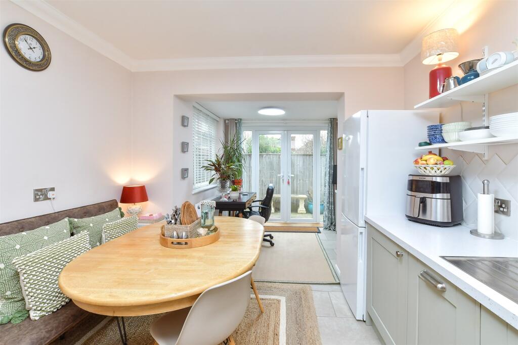 Additional image 10 of Alinora Avenue, Goring By Sea, Worthing, West Sussex