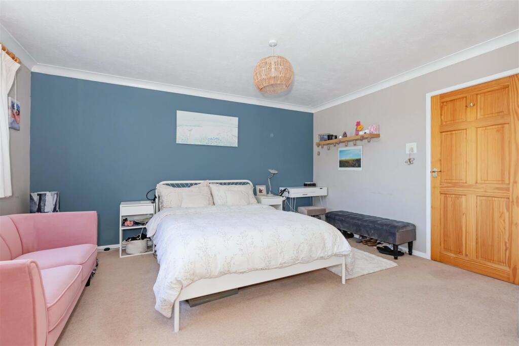 Additional image 4 of Ryecroft Gardens, Goring-By-Sea, Worthing