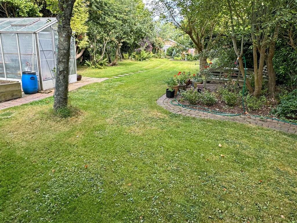 Additional image 20 of Horsemere Green Lane, Climping