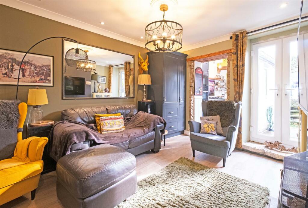 Additional image 8 of High Street, Swanage