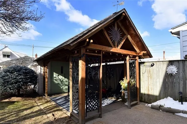 Additional image 41 of 6 Park Row