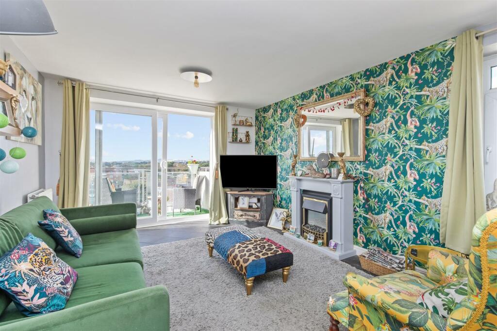 Additional image 4 of Whiterock Place, Southwick, Brighton