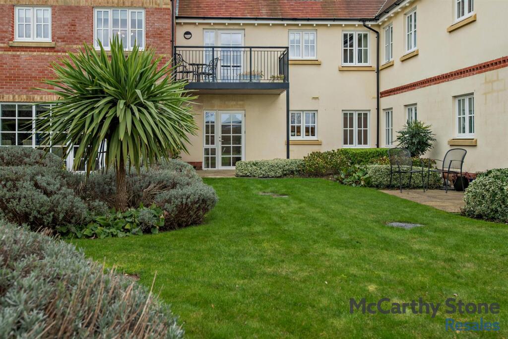 Additional image 24 of Parsonage Barn Lane, Ringwood