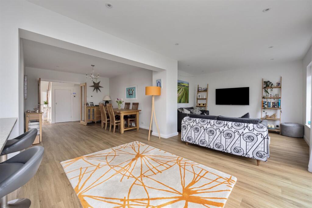 Additional image 4 of Arlington Close, Goring-By-Sea, Worthing