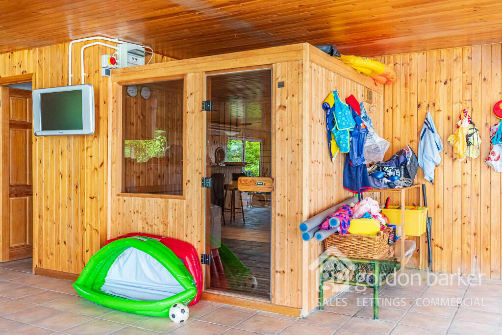 Additional image 6 of Woodside Close, Ferndown, Dorset, BH22