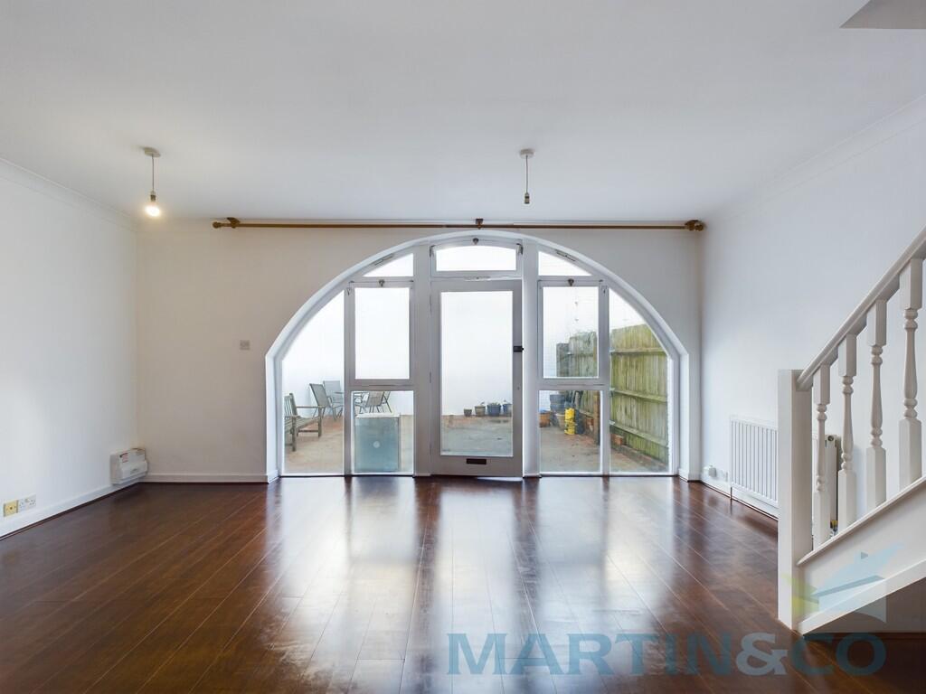 Additional image 4 of Gloucester Mews, Gloucester Road