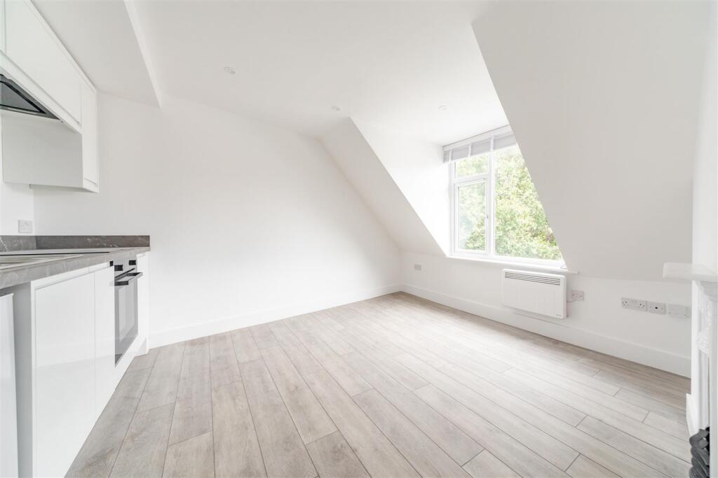 Additional image 2 of Seaside, Eastbourne