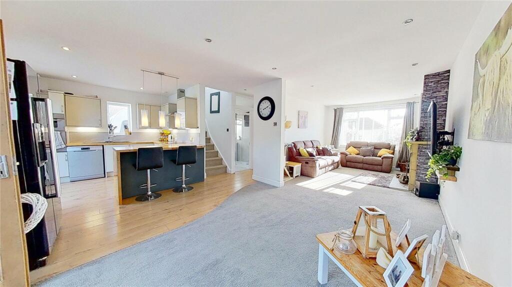 Additional image 19 of Gordon Road, Lancing, West Sussex, BN15