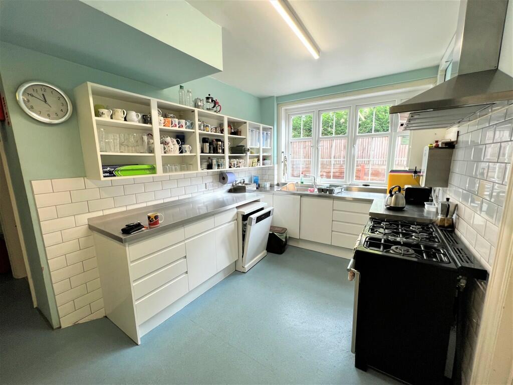 Additional image 14 of Stoneleigh House, 2 Rowlands Hill, Wimborne, Dorset, BH21 1AN