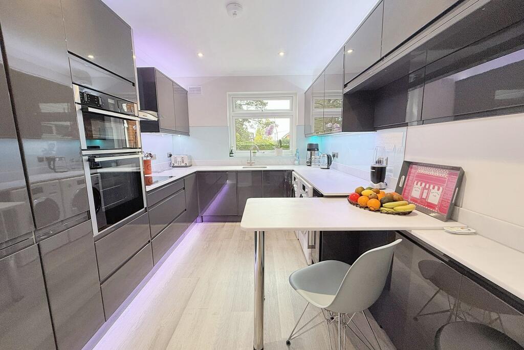 Additional image 6 of Golf Links Road