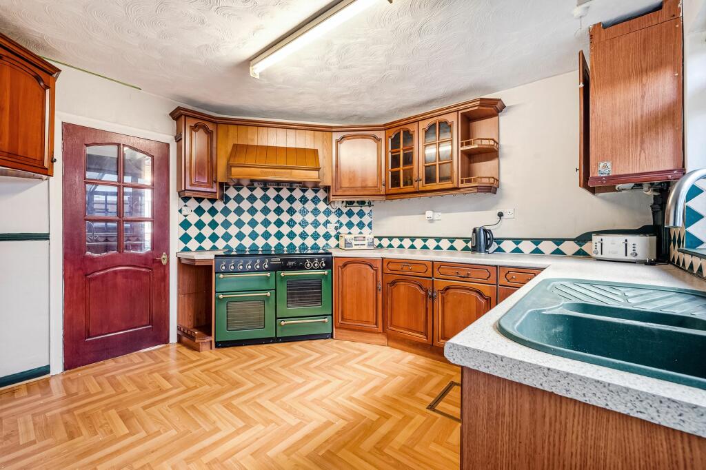 Additional image 8 of Devonshire Road, Heaton, BL1 4: Spacious Two-Bedroom Bungalow with Huge Potential and No Chain!