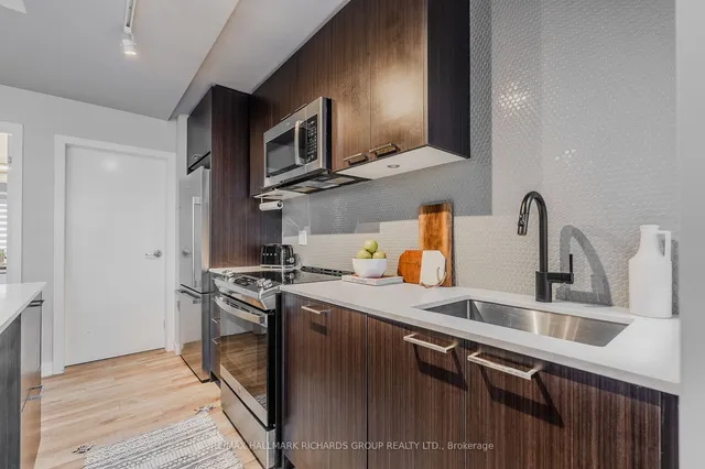 Additional image 7 of 20 Ed Clark Gardens Blvd Unit TH6