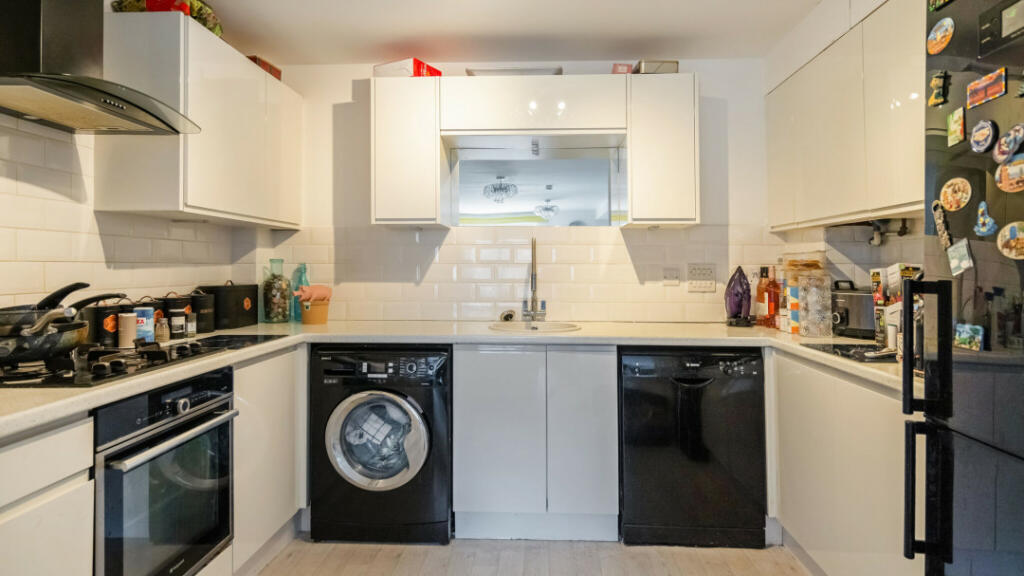 Additional image 6 of Harriet Place, Shoreham-By-Sea, BN43 5PG