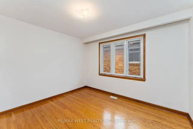 Additional image 20 of 56 Summitcrest Dr