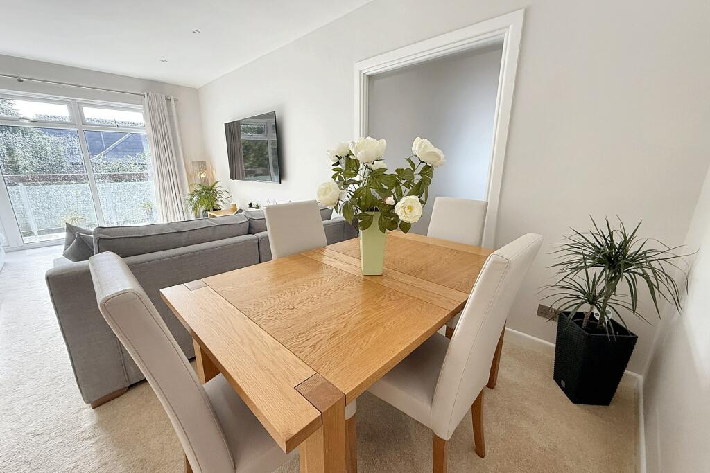 Additional image 3 of Golf Links Road