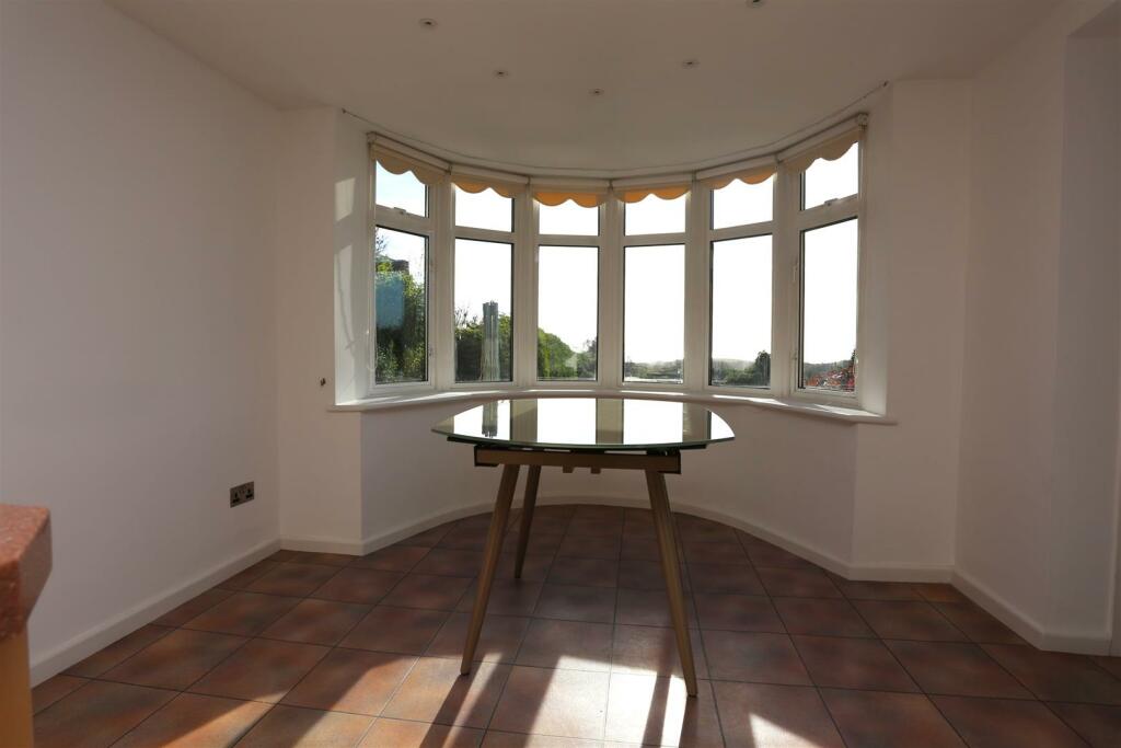 Additional image 18 of Crescent Drive South, Brighton