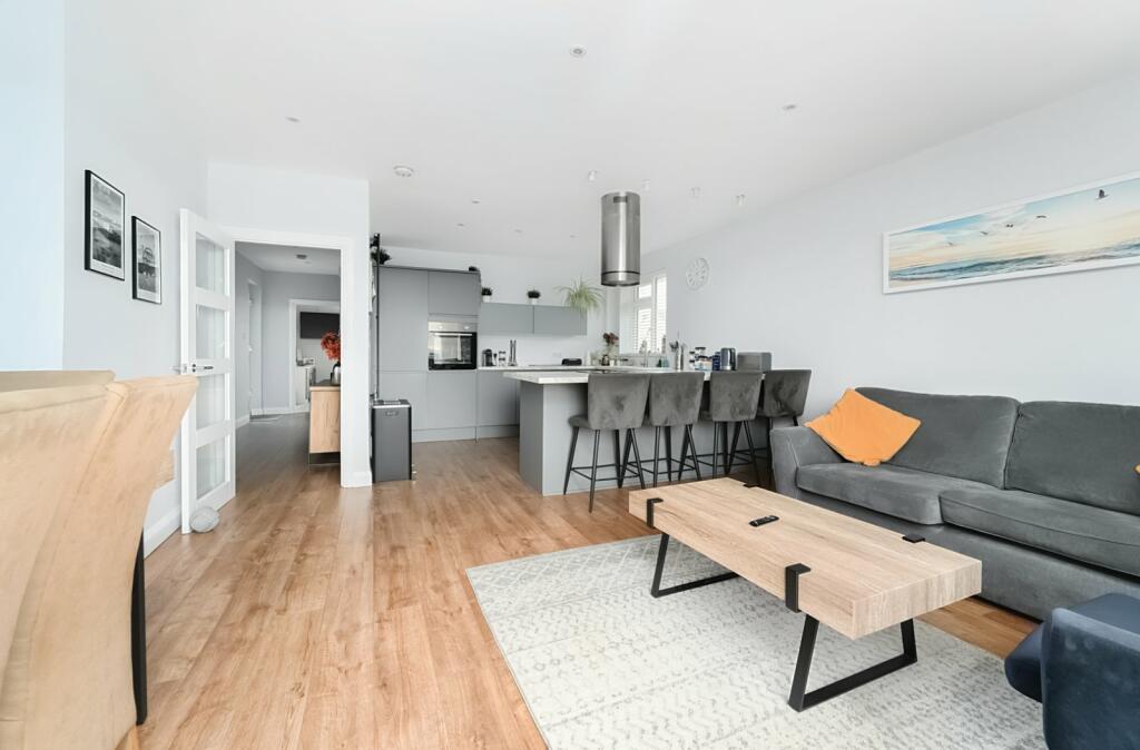 Additional image 7 of Riverside House, High Street, Shoreham, BN43