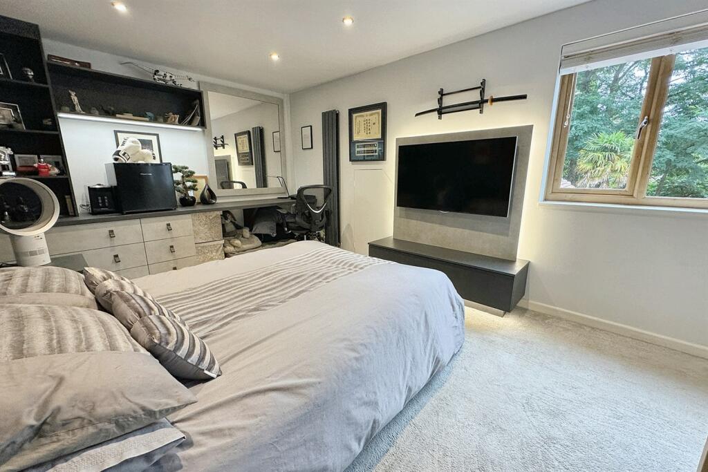 Additional image 33 of Golf Links Road