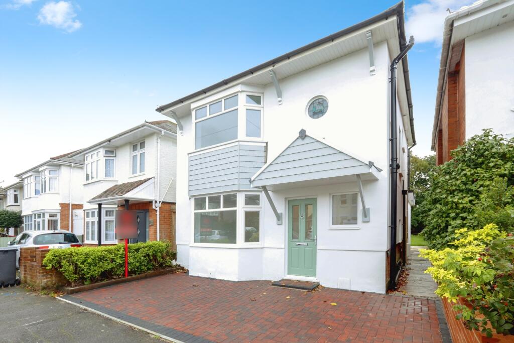 Coronation Avenue, MOORDOWN, Bournemouth, Dorset, BH9