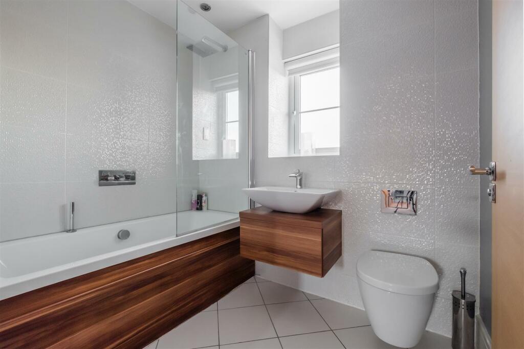 Additional image 18 of Spinners Avenue, Scholes, Cleckheaton, BD19 6AS