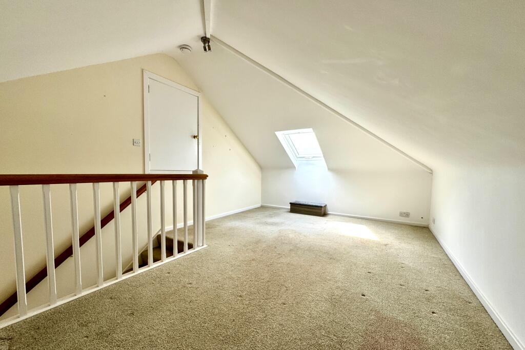 Additional image 15 of HARMANS CROSS