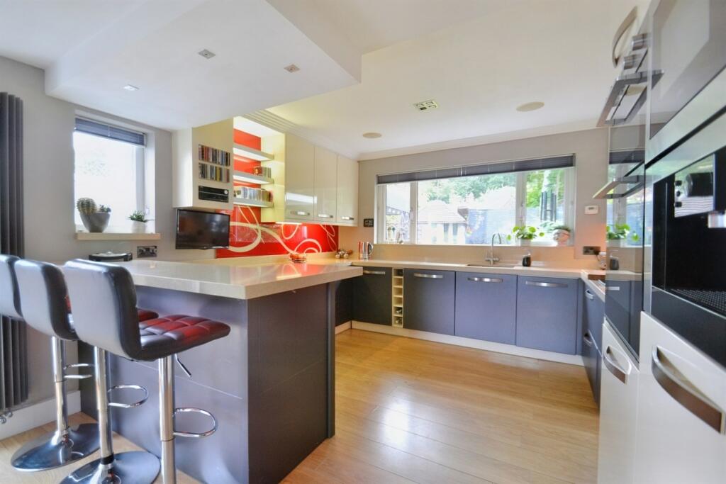 Additional image 10 of Broadstone